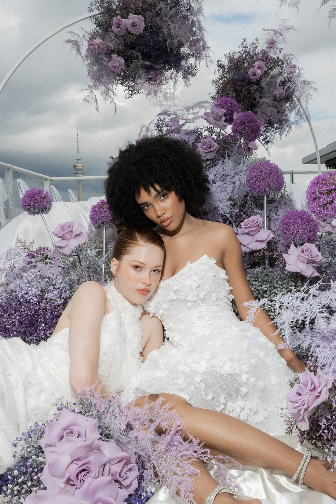 Hochzeitsfloristik Lila-Violett. Luxus-Floristik für Hochzeiten und Photoshootings von Zanoza